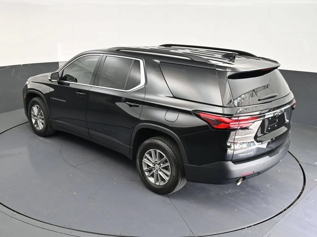 2024 Chevrolet Traverse Limited LT Cloth photo 11