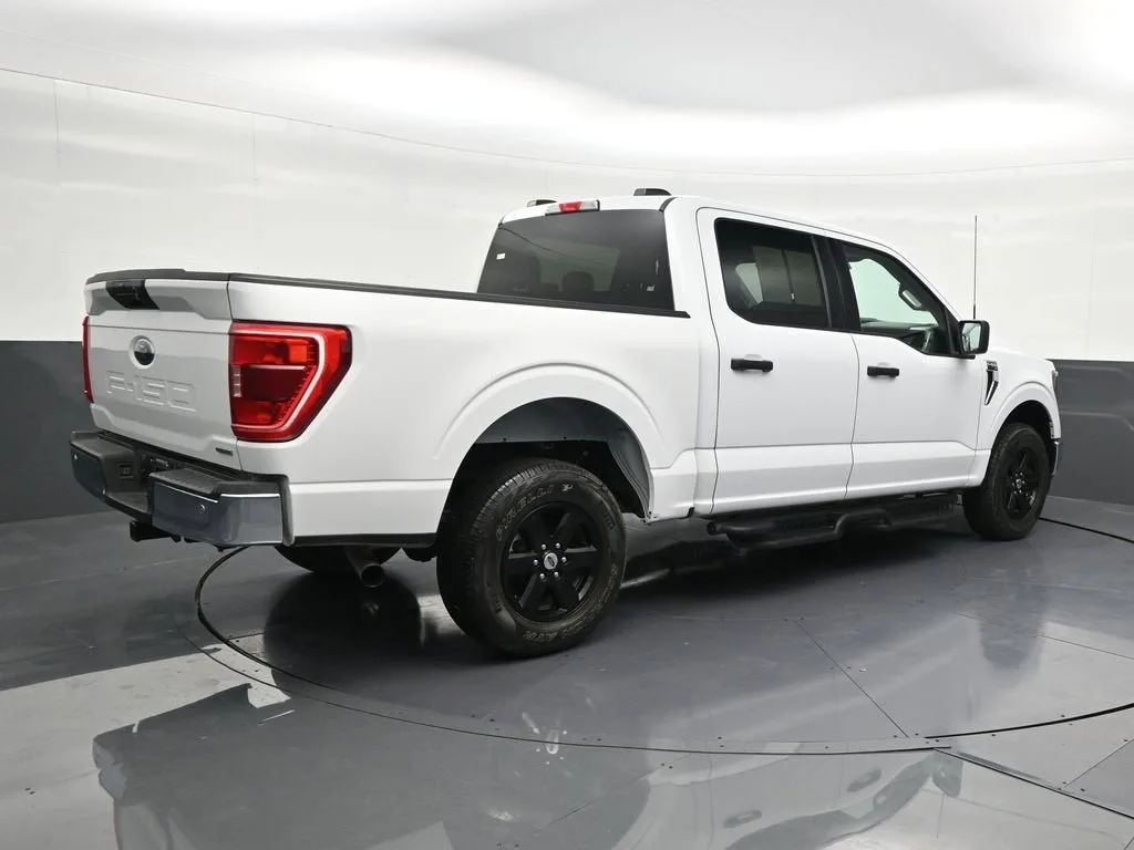 2023 Ford F-150 XL photo 5