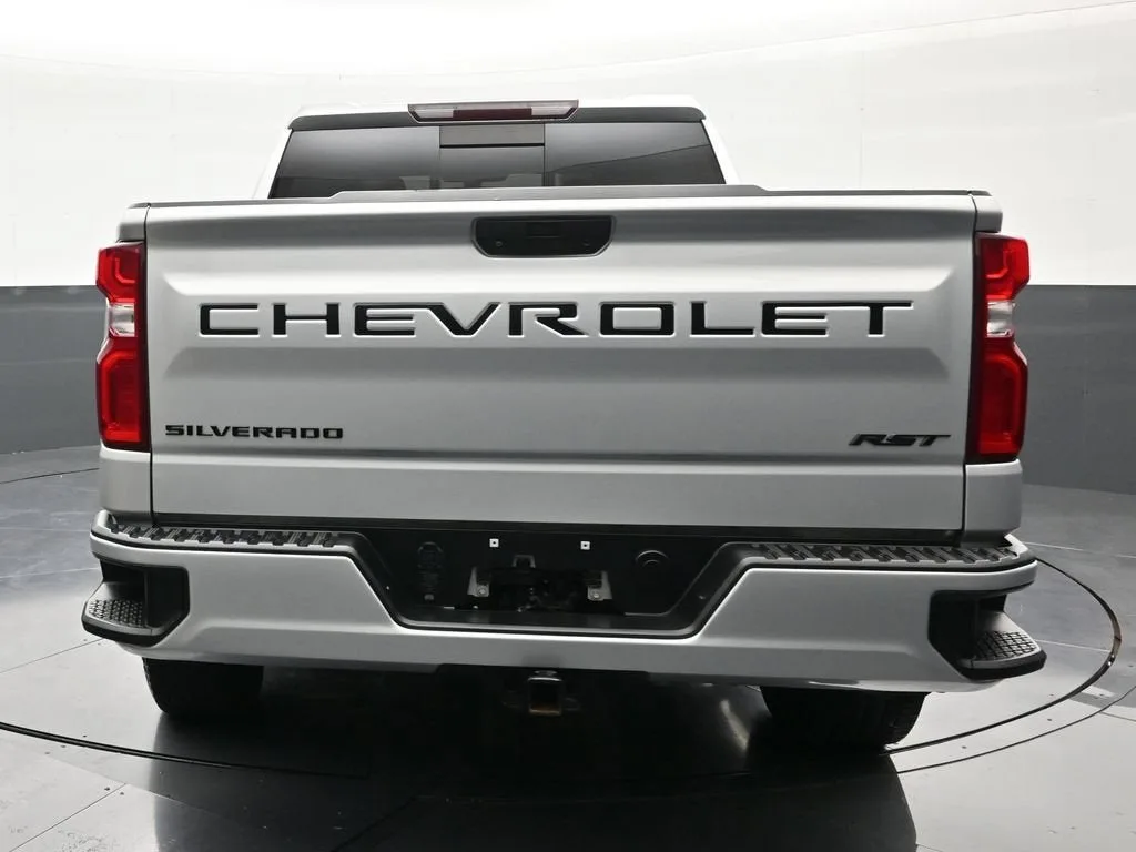 2020 Chevrolet Silverado 1500 RST photo 4