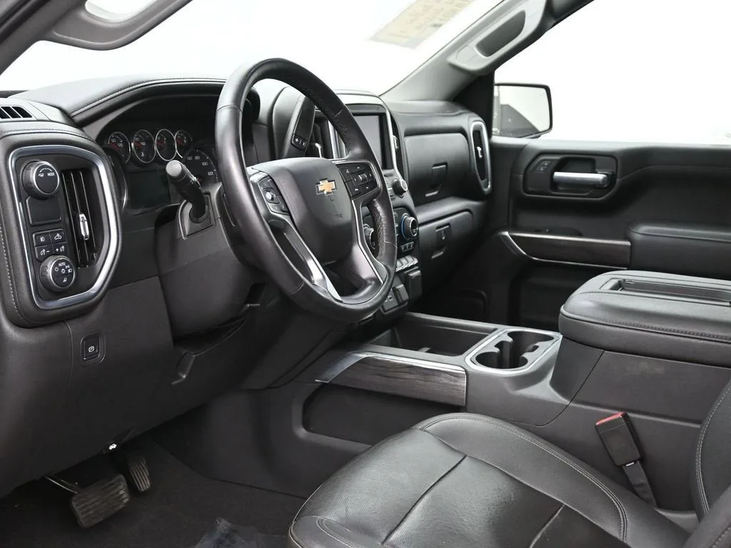 2021 Chevrolet Silverado 1500 LTZ photo 10