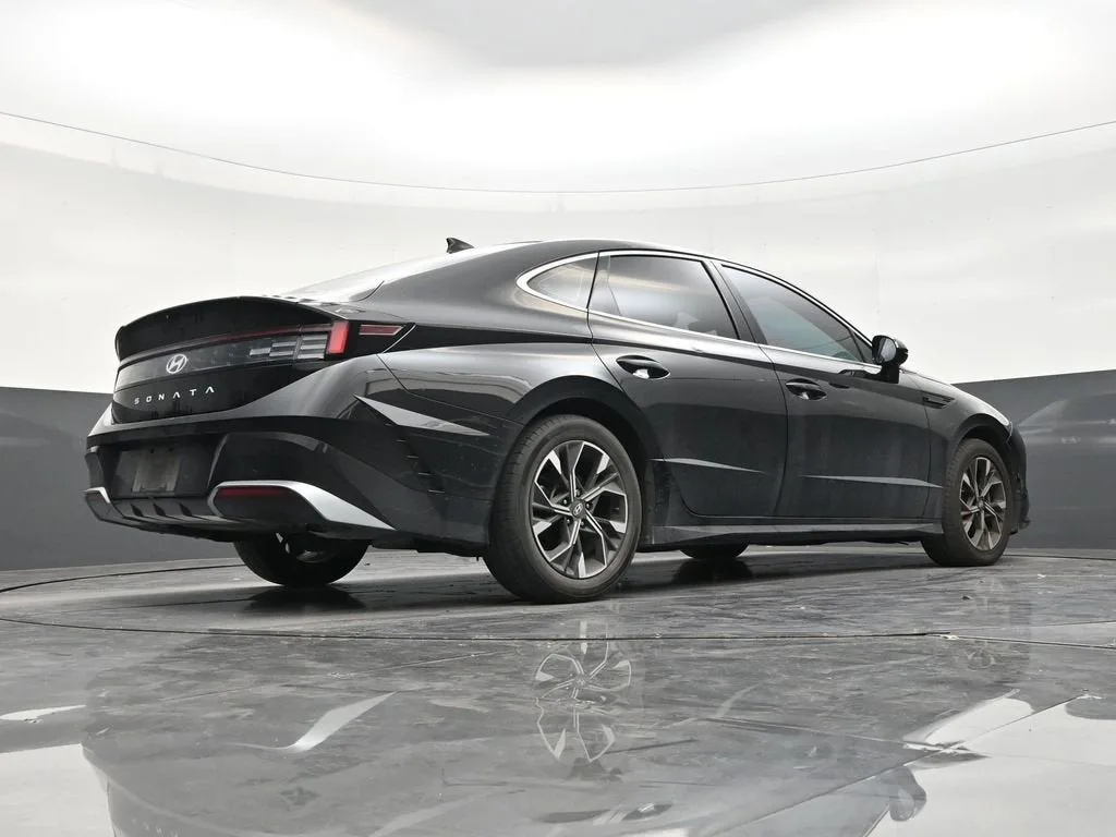 2024 Hyundai Sonata SEL photo 25