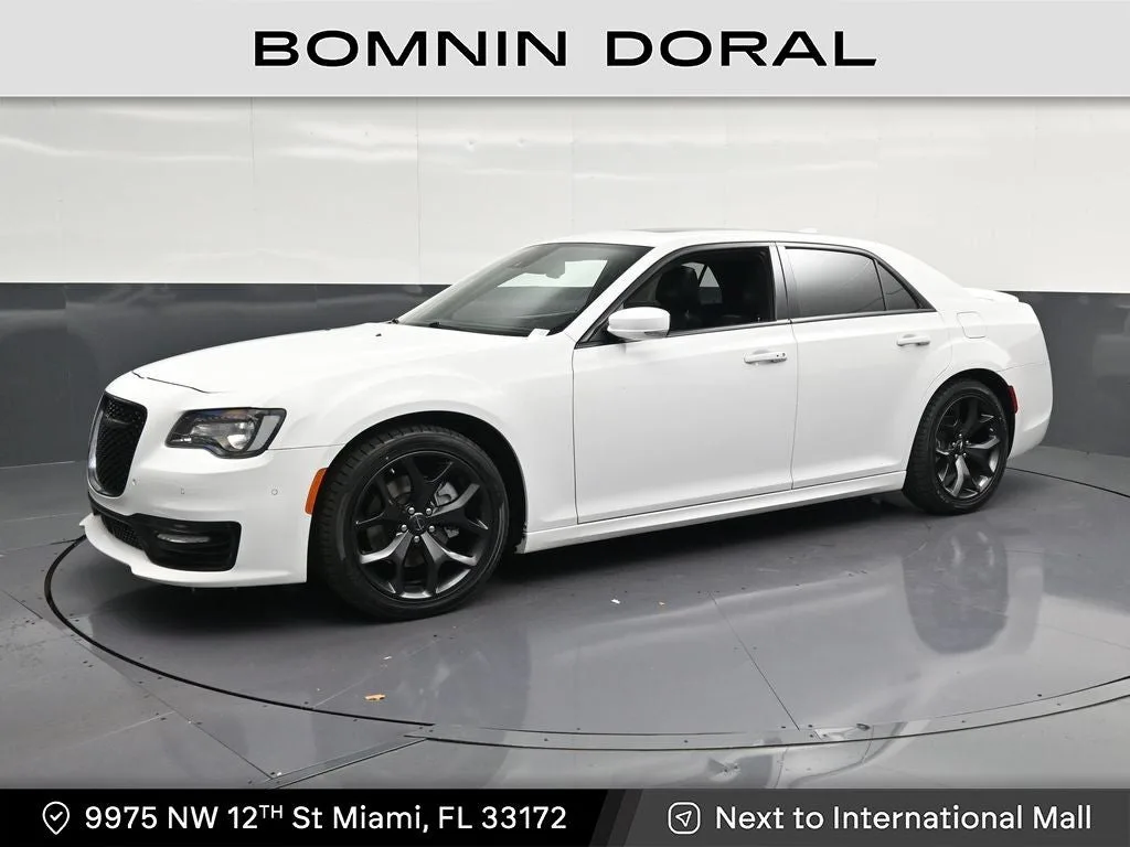 2023 Chrysler 300