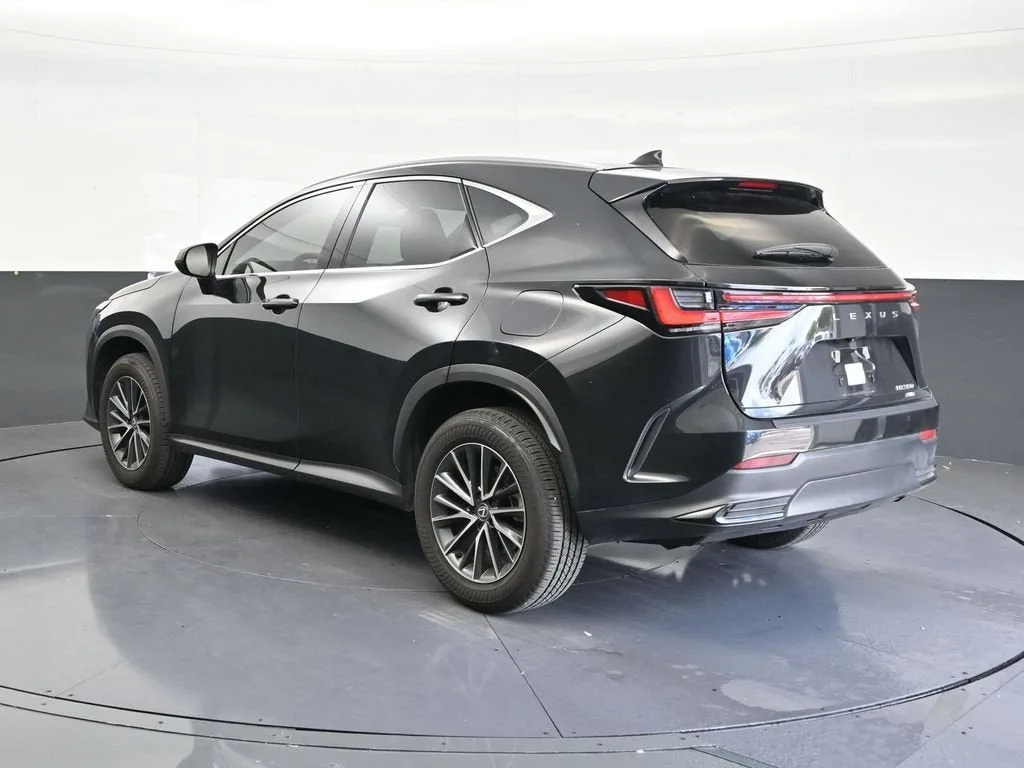 2025 Lexus NX 350 Premium photo 3