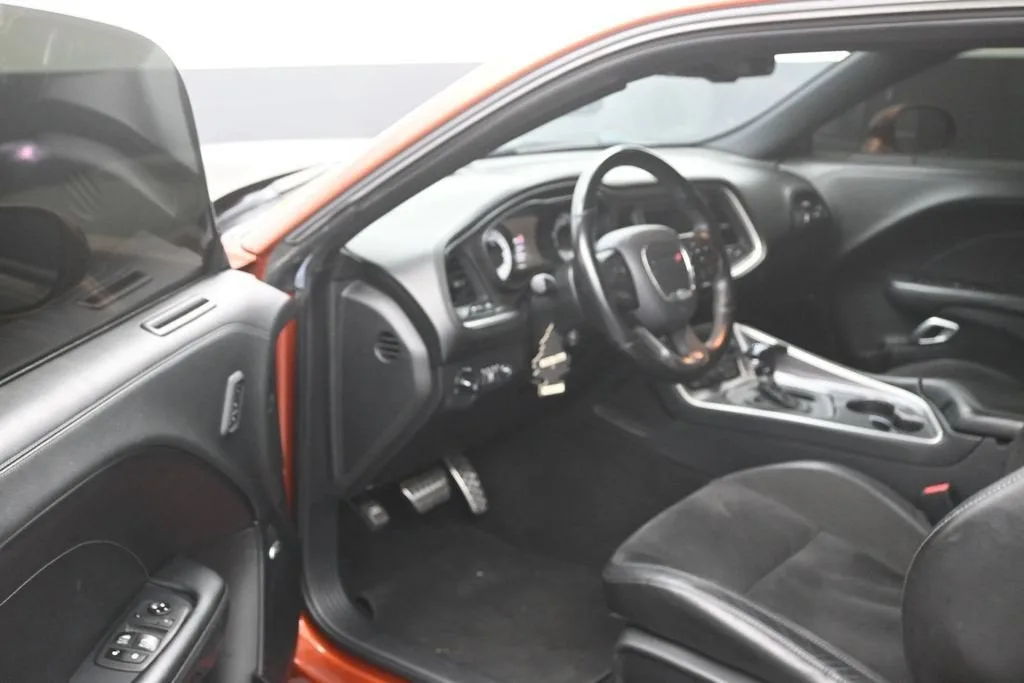 2021 Dodge Challenger R/T Scat Pack photo 11