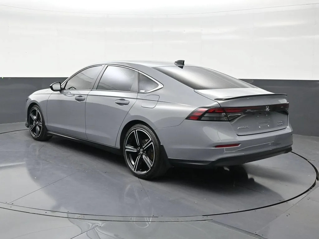 2025 Honda Accord Hybrid Sport photo 3