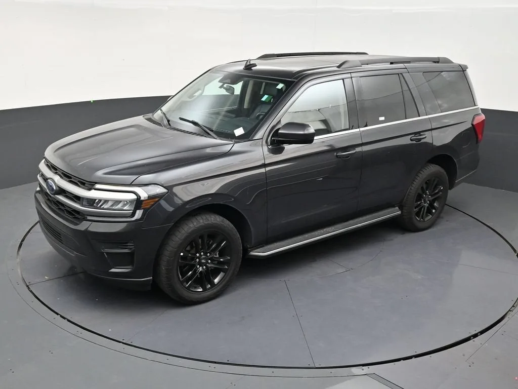 2023 Ford Expedition XLT photo 12