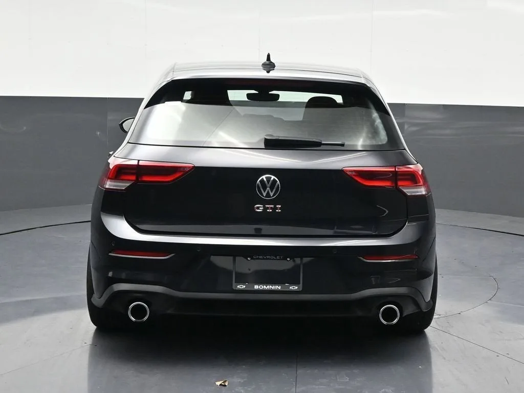 2022 Volkswagen Golf GTI 2.0T S photo 4