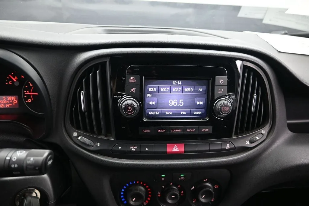 2020 RAM ProMaster City Tradesman photo 12