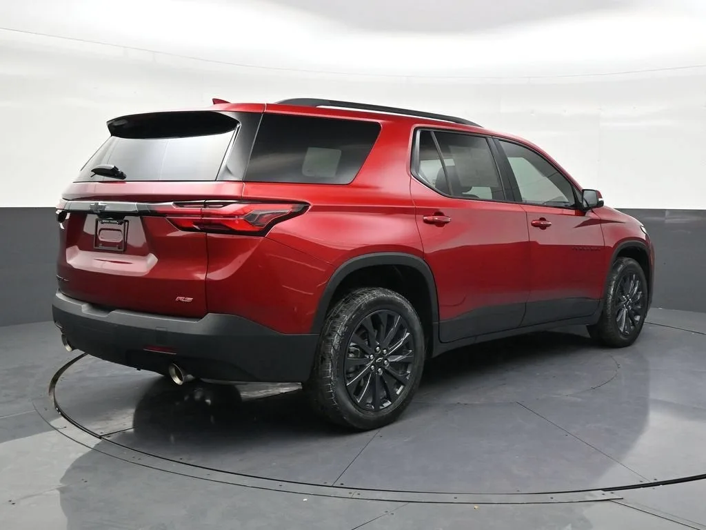2023 Chevrolet Traverse RS photo 5