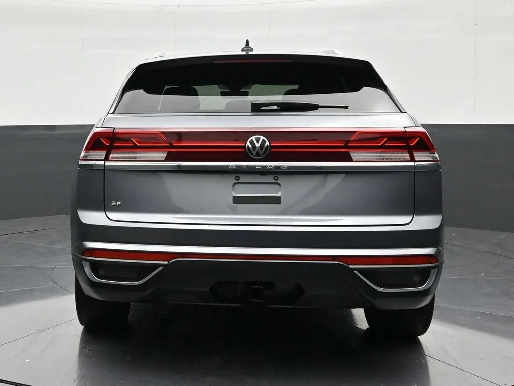 2024 Volkswagen Atlas Cross Sport 2.0T SE w/Technology photo 4