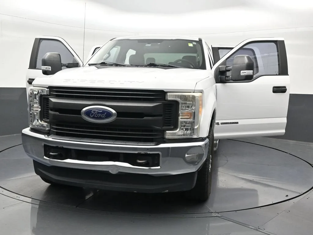 2019 Ford F-250 XL photo 9