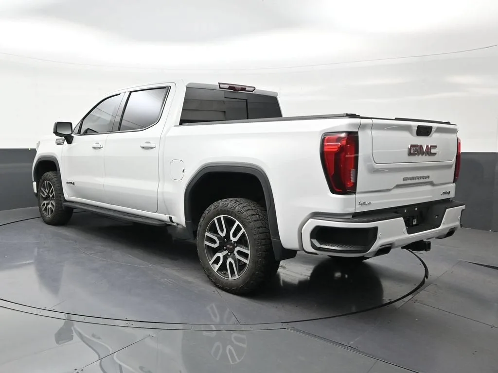 2023 GMC Sierra 1500 AT4 photo 3