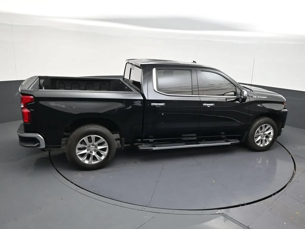 2022 Chevrolet Silverado 1500 LTZ photo 9