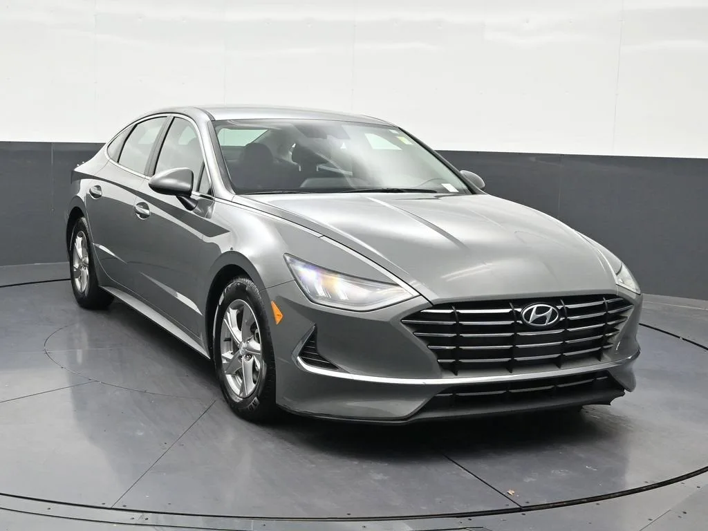 2022 Hyundai Sonata SE photo 8