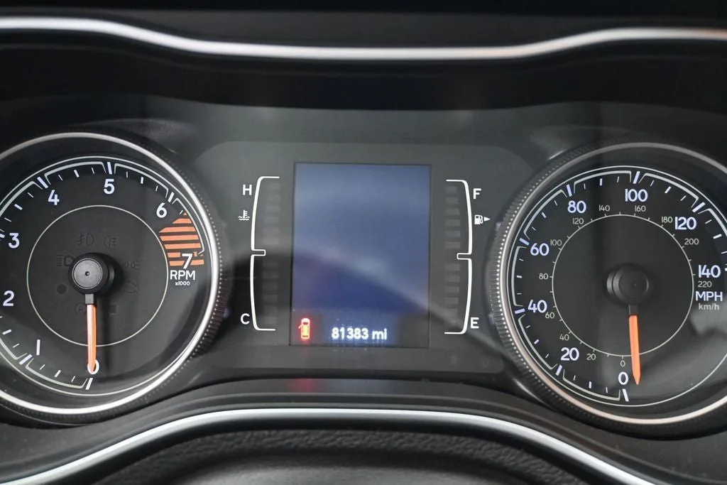 2019 Jeep Cherokee Latitude photo 10