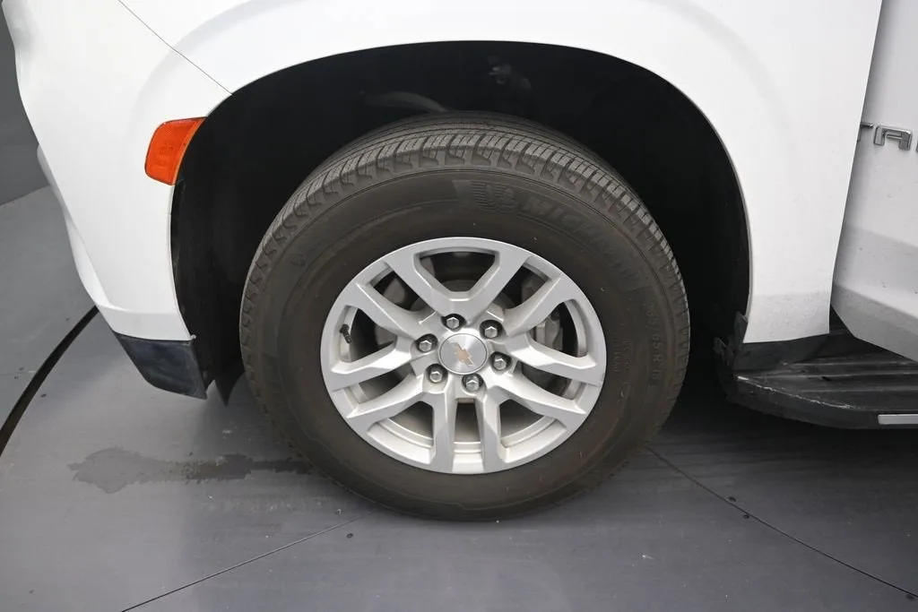 2024 Chevrolet Tahoe LS photo 10
