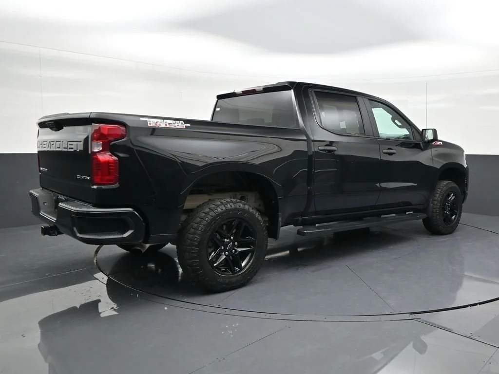 2023 Chevrolet Silverado 1500 Custom Trail Boss photo 5