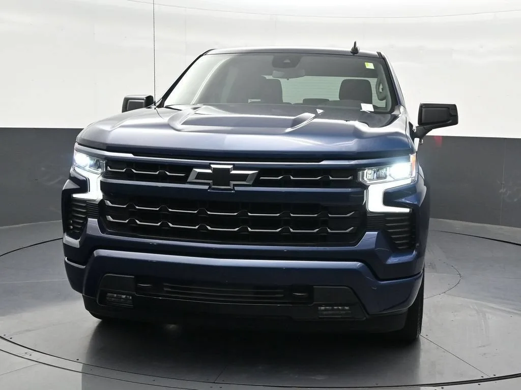 2023 Chevrolet Silverado 1500 RST photo 9
