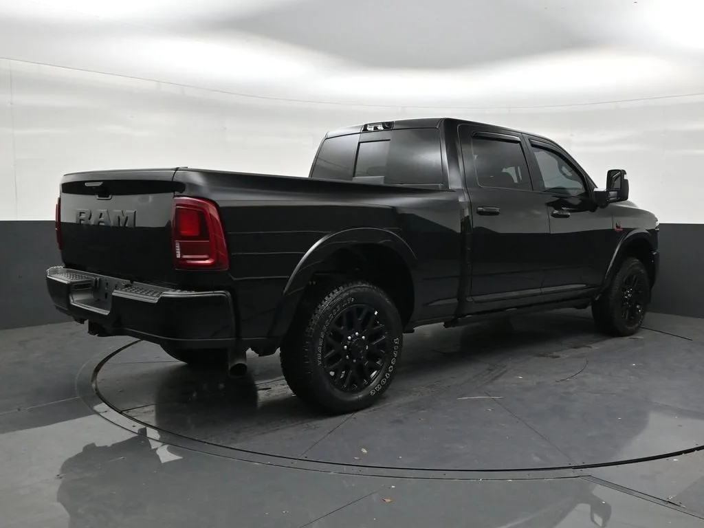 2026 RAM 2500 Limited Crew Cab 4x4 6'4" Box photo 5