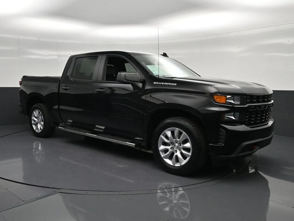 2022 Chevrolet Silverado 1500 LTD Custom photo 5