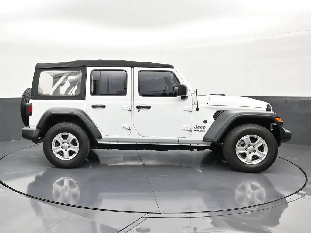 2018 Jeep Wrangler Unlimited Sport 4x4 photo 6