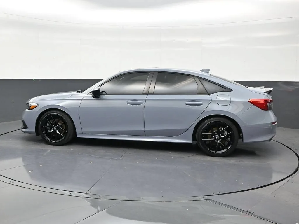 2022 Honda Civic Si Sedan photo 2