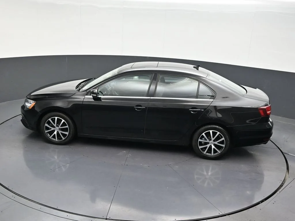 2018 Volkswagen Jetta 1.4T SE photo 11