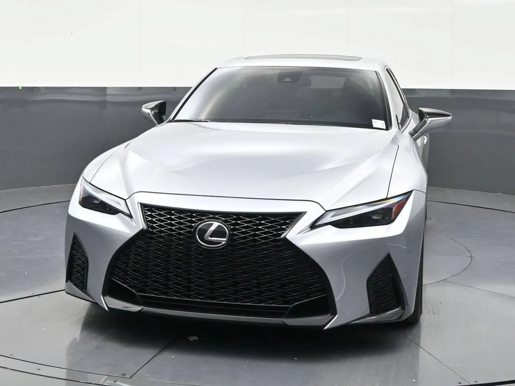 2025 Lexus IS 350 F SPORT Design photo 8