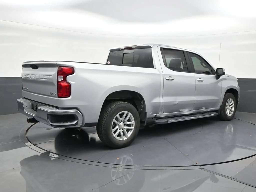 2019 Chevrolet Silverado 1500 LT photo 5