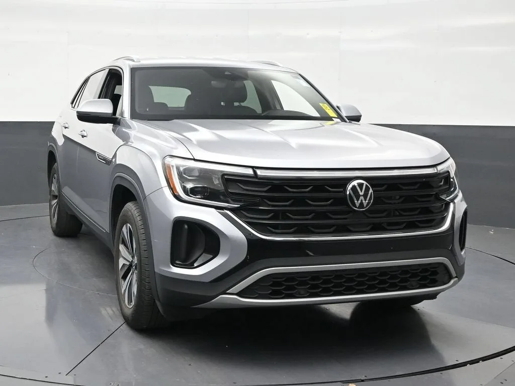 2024 Volkswagen Atlas Cross Sport 2.0T SE photo 7