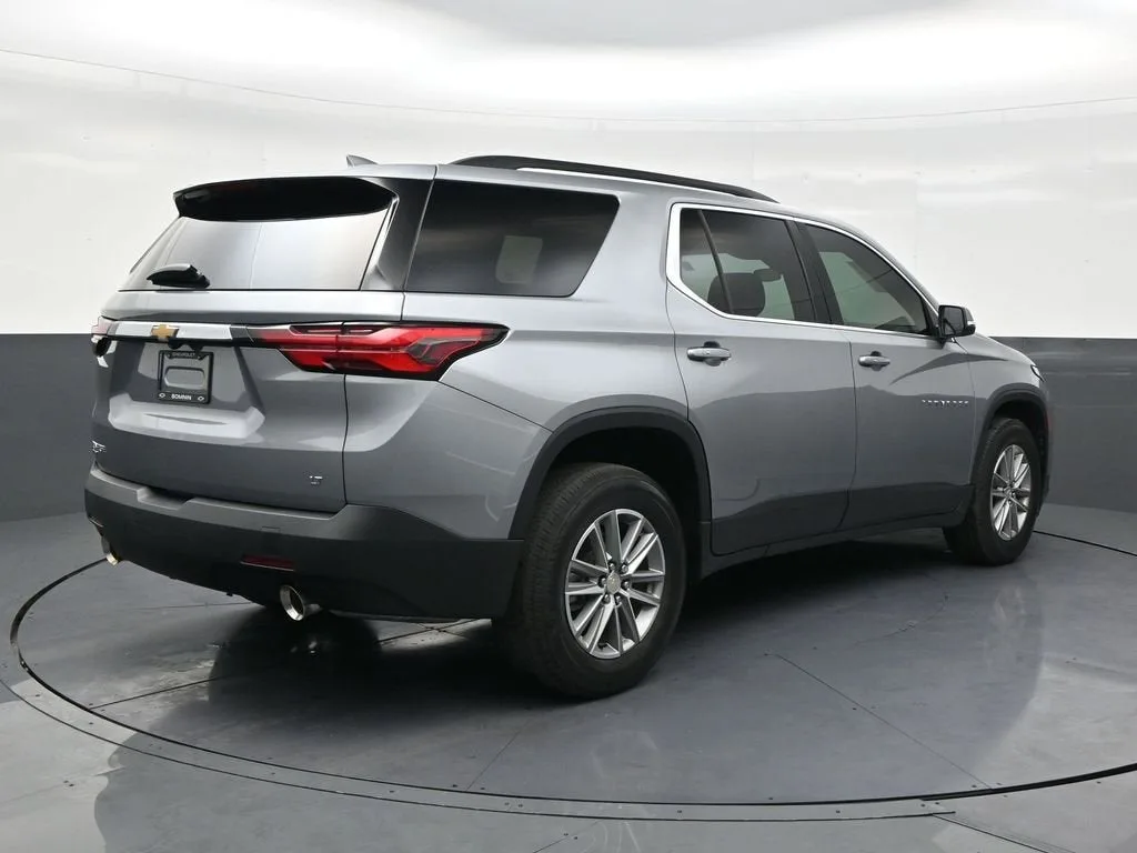 2024 Chevrolet Traverse Limited LT Cloth photo 5