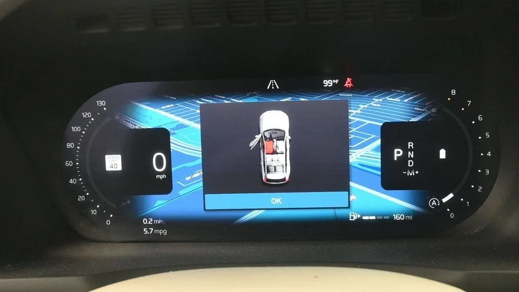 2023 Volvo XC90 Plus photo 11