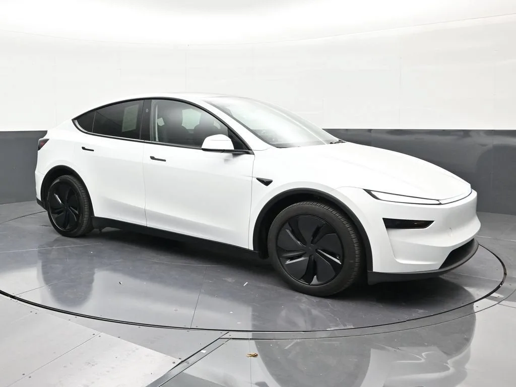 2026 Tesla Model Y Long Range Launch Series photo 7