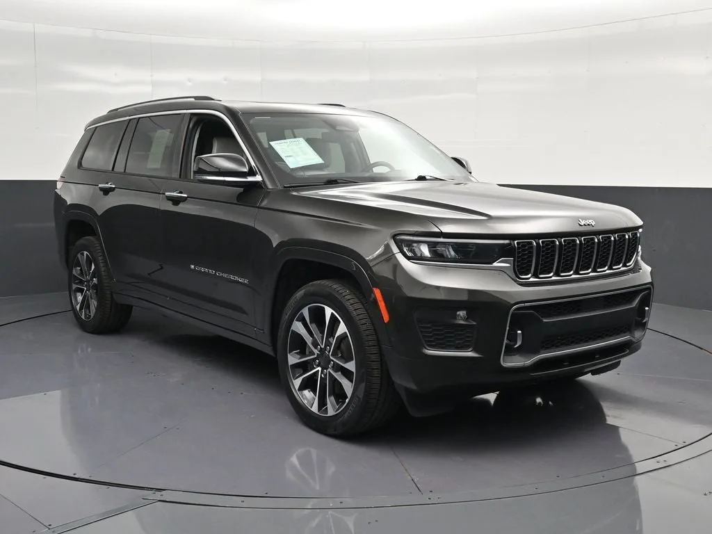 2021 Jeep Grand Cherokee L Overland photo 5