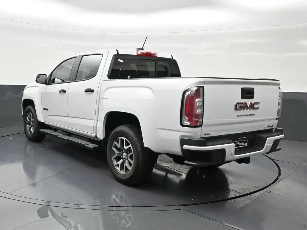 2021 GMC Canyon AT4 - Leather photo 3