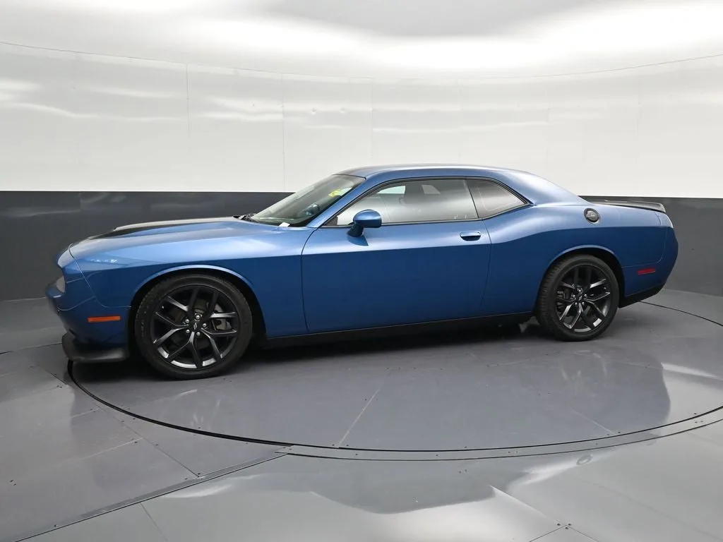 2023 Dodge Challenger GT photo 7