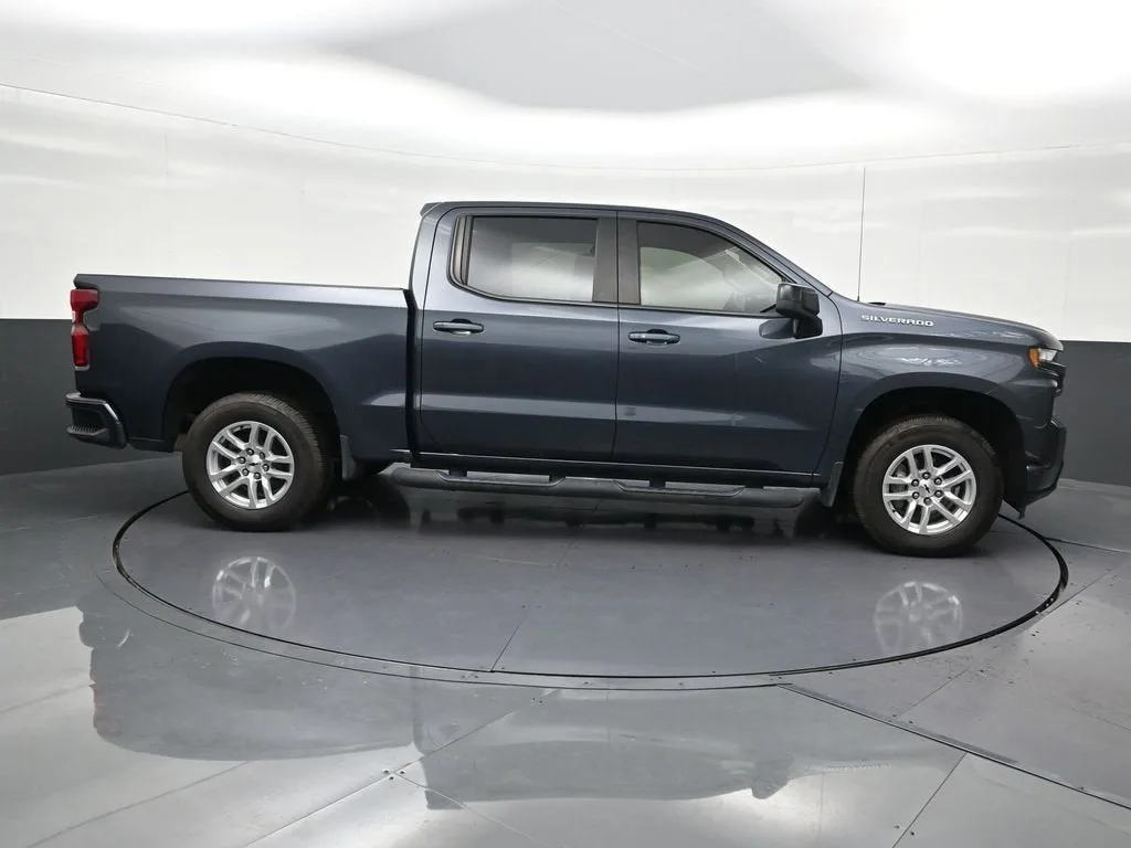 2021 Chevrolet Silverado 1500 RST photo 7