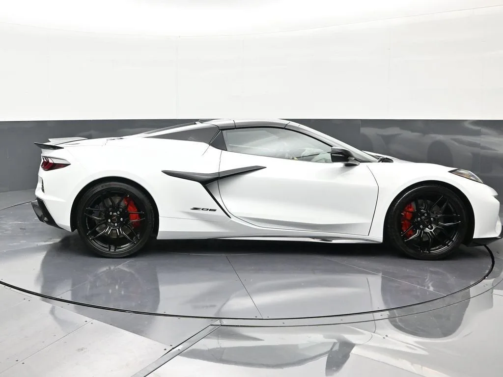 2026 Chevrolet Corvette Z06 1LZ photo 6