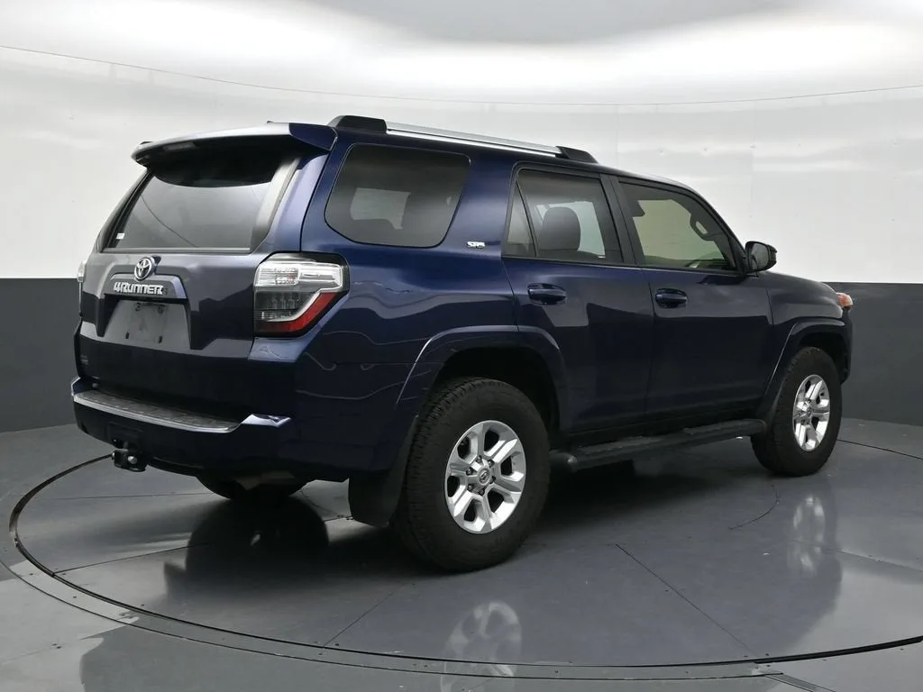 2024 Toyota 4Runner SR5 photo 5