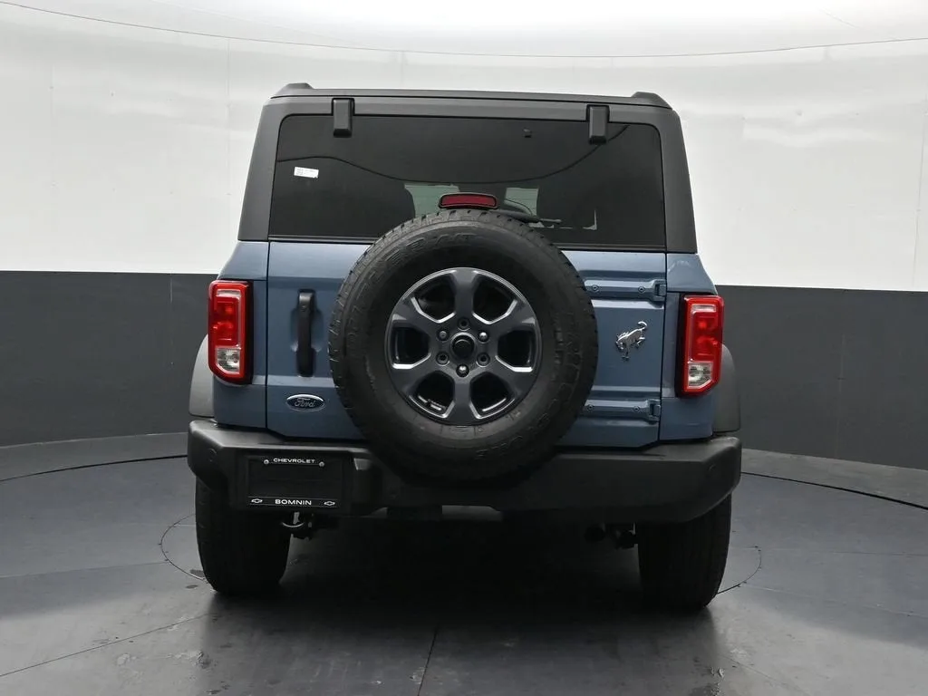 2024 Ford Bronco Big Bend photo 4