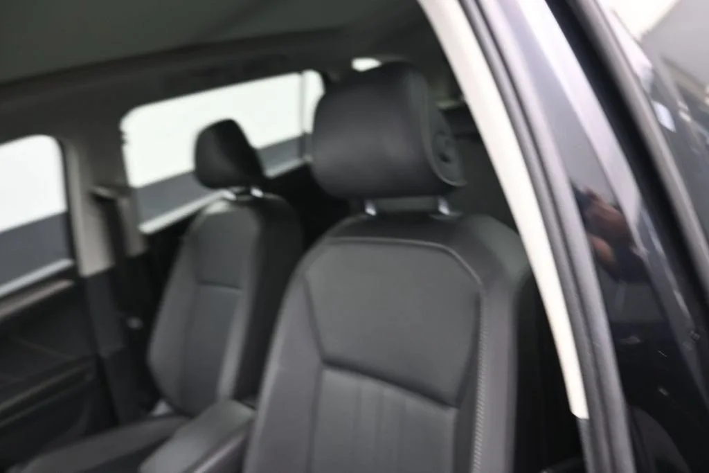 2022 Volkswagen Tiguan SE photo 12