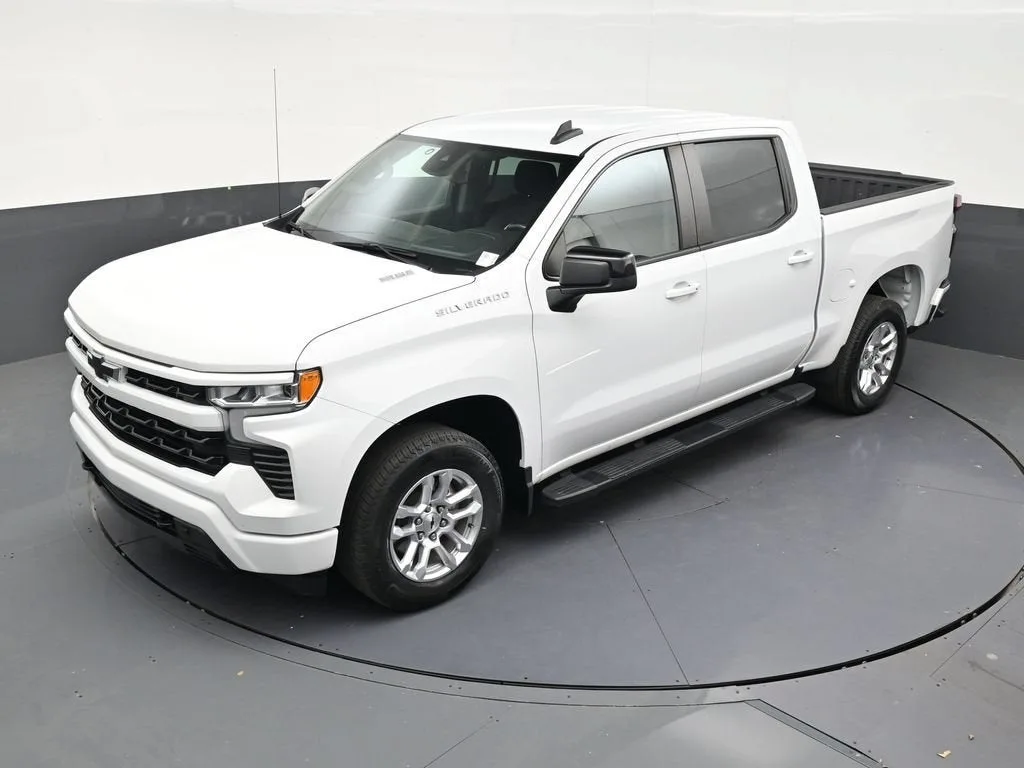 2023 Chevrolet Silverado 1500 RST photo 9