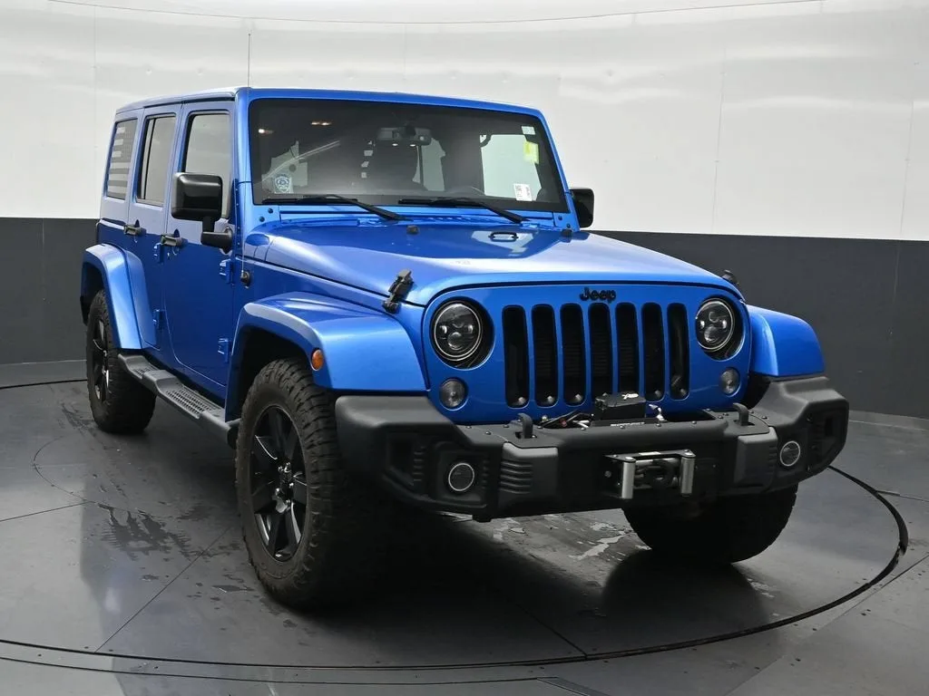 2014 Jeep Wrangler Unlimited Altitude photo 8