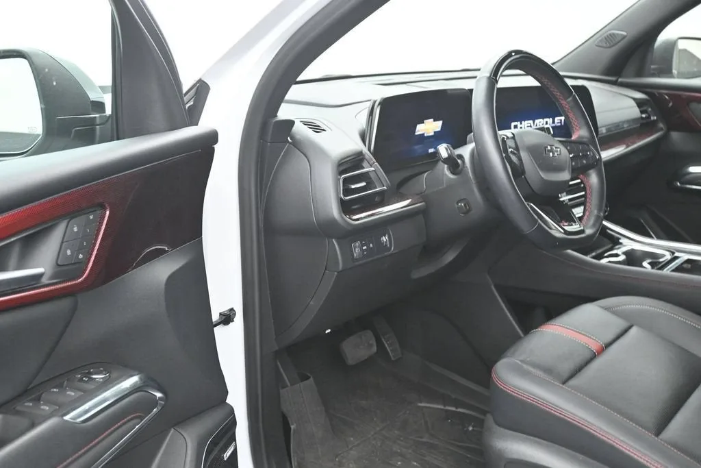 2024 Chevrolet Traverse RS photo 11