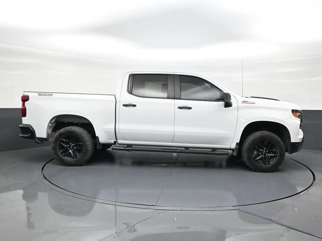 2023 Chevrolet Silverado 1500 Custom Trail Boss photo 6