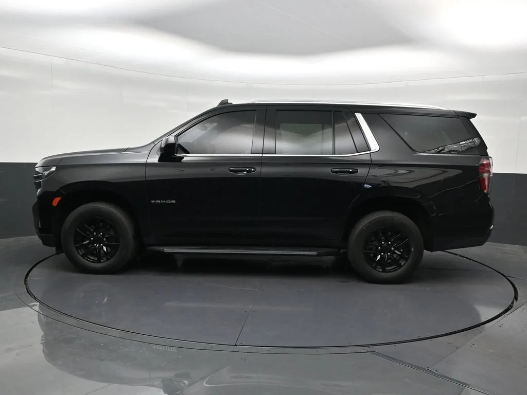 2021 Chevrolet Tahoe LS photo 2