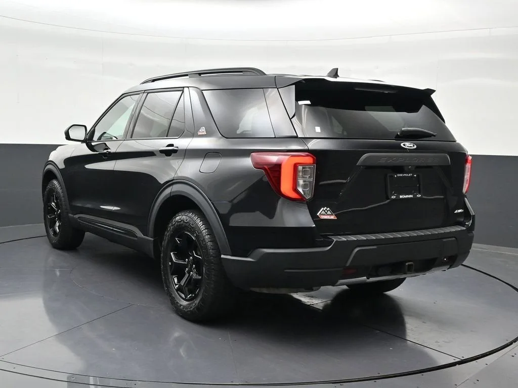 2023 Ford Explorer Timberline photo 3