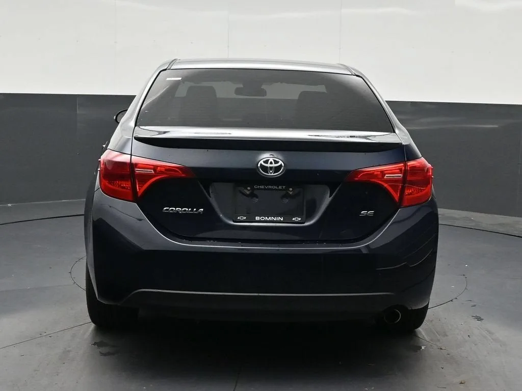 2019 Toyota Corolla SE photo 4