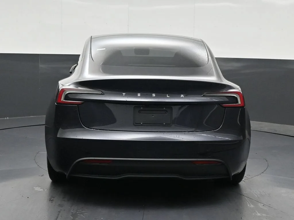 2024 Tesla Model 3 Rear-Wheel Drive photo 4
