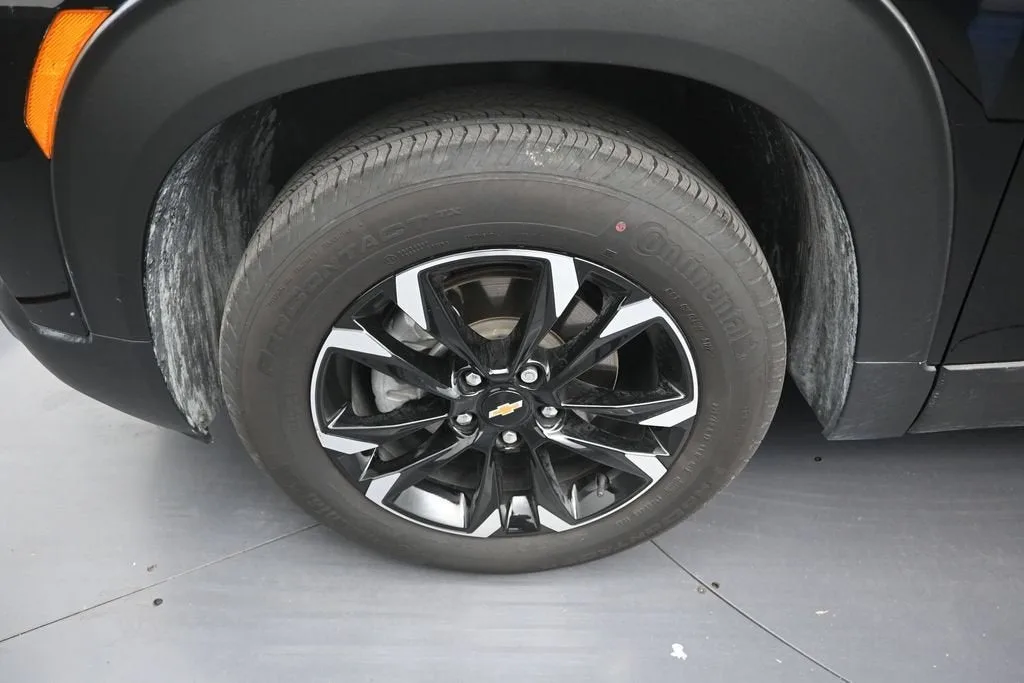 2023 Chevrolet Trailblazer LT photo 9